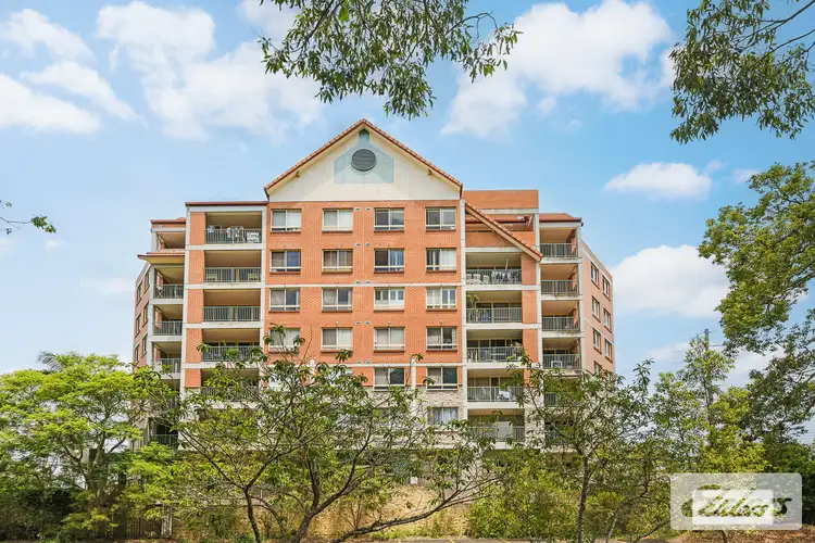 1/1-3 Thomas Street, Hornsby NSW 2077