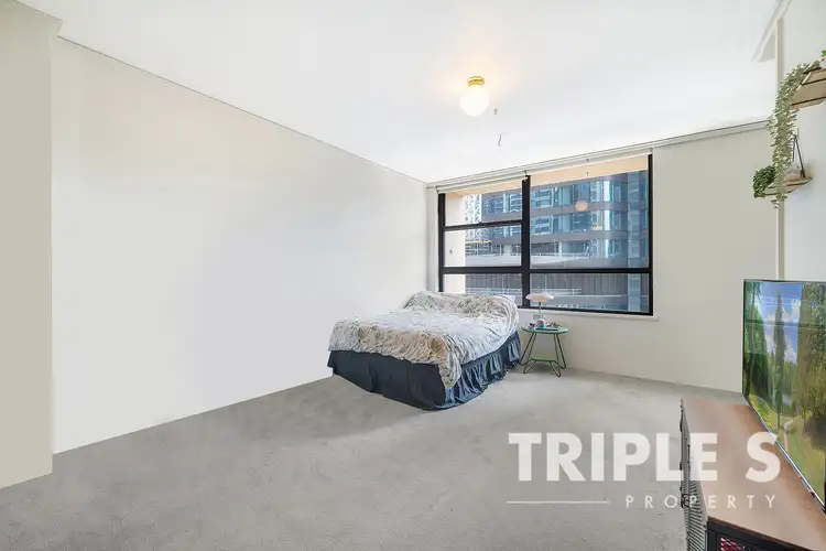 Third view of Homely apartment listing, 162/27 Park Street, Sydney NSW 2000