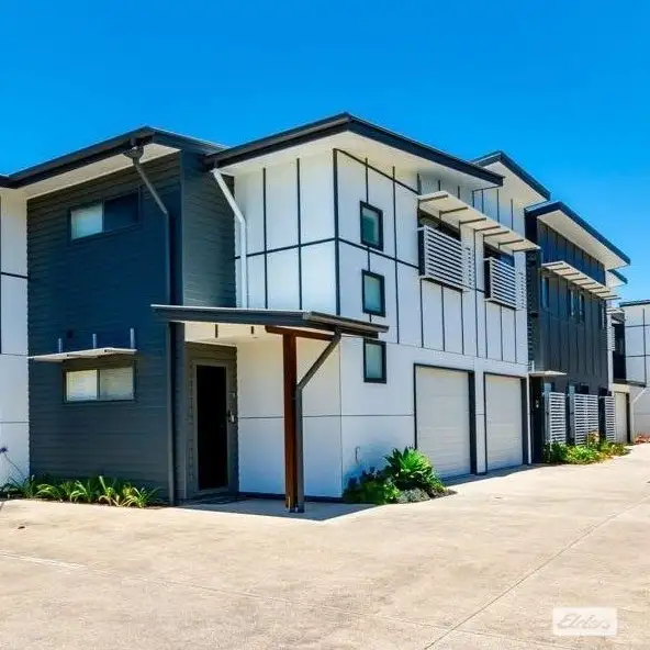 2/14 Hall Avenue, Bongaree QLD 4507