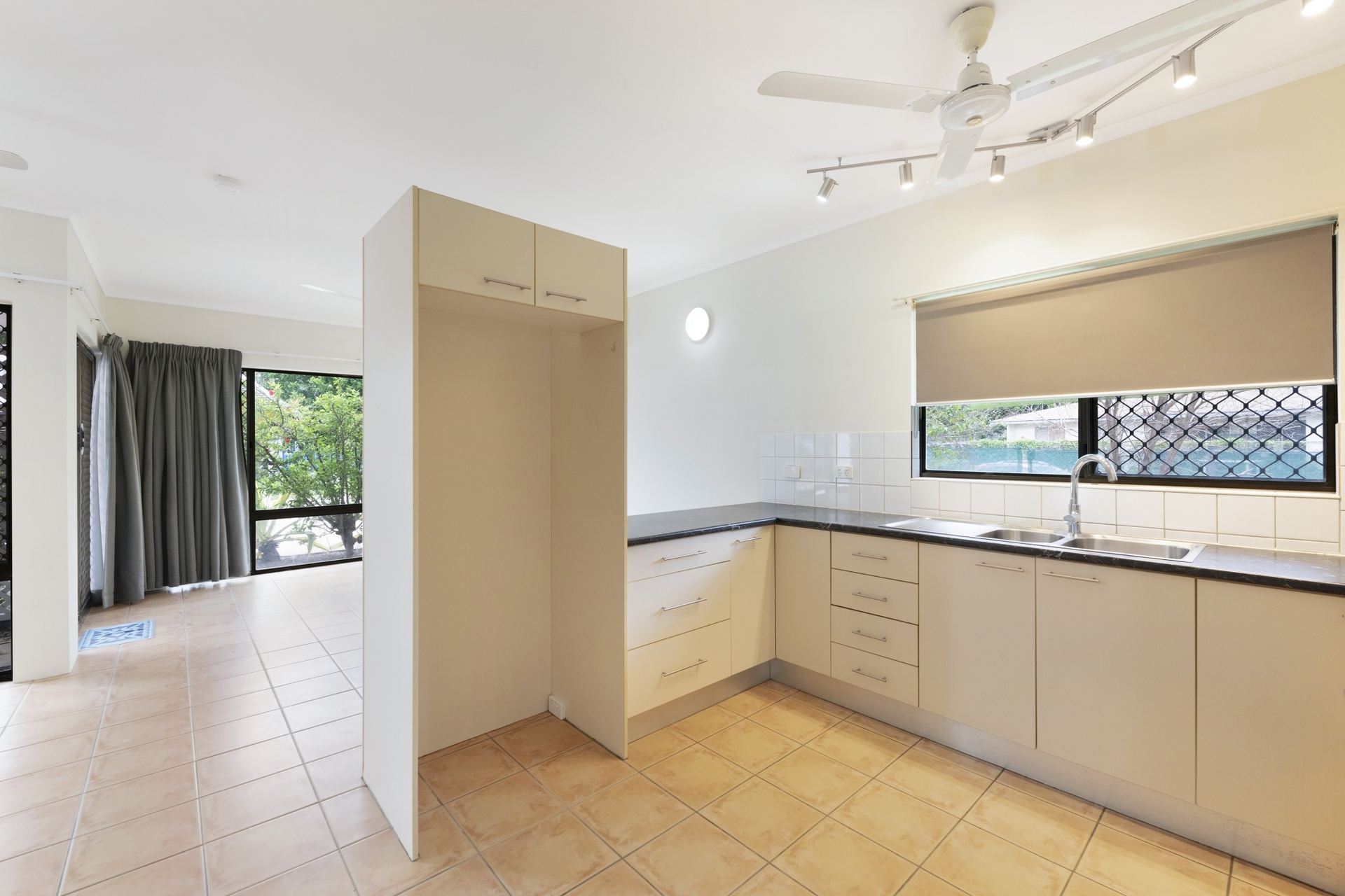 Sixth view of Homely unit listing, 7/46 Abbott Crescent, Malak NT 812
