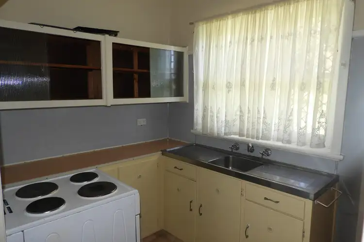 Third view of Homely unit listing, 2/6 Georgina Avenue, Keiraville NSW 2500