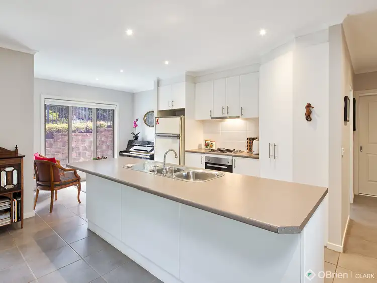 Fourth view of Homely house listing, 1/7 Hunter Crescent, Warragul VIC 3820