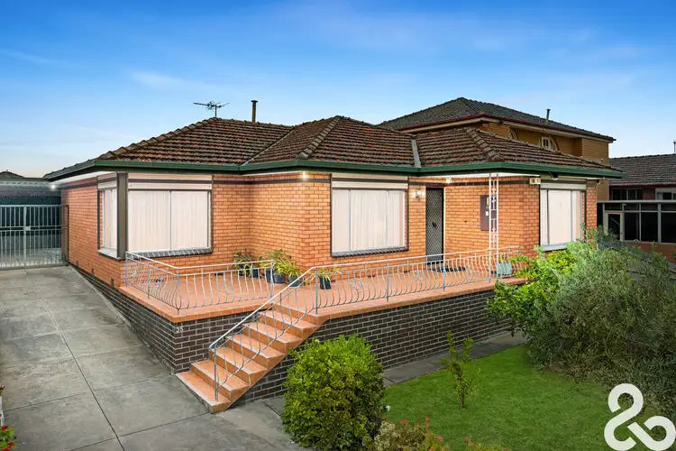 Main view of Homely house listing, 35 Kiama Drive, Lalor VIC 3075