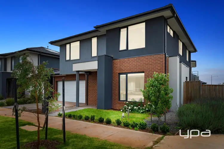 Second view of Homely house listing, 40 Gibsons Circuit, Bonnie Brook VIC 3335