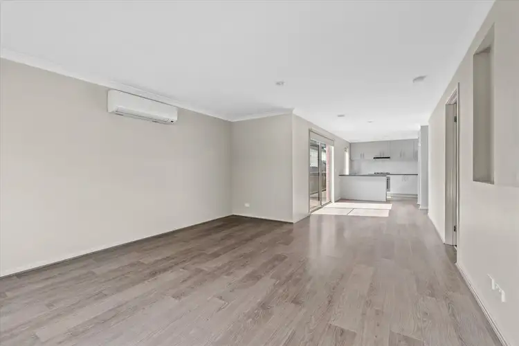 Fourth view of Homely unit listing, 1/17 Bank Street, Traralgon VIC 3844