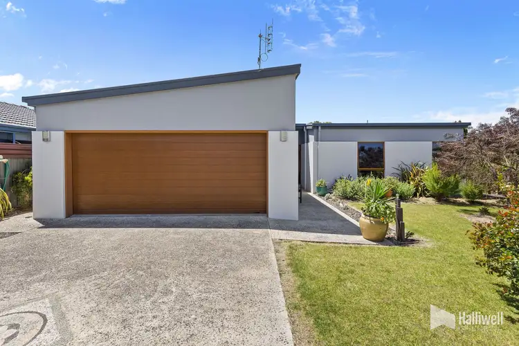 2 Inlet Court, Shearwater TAS 7307