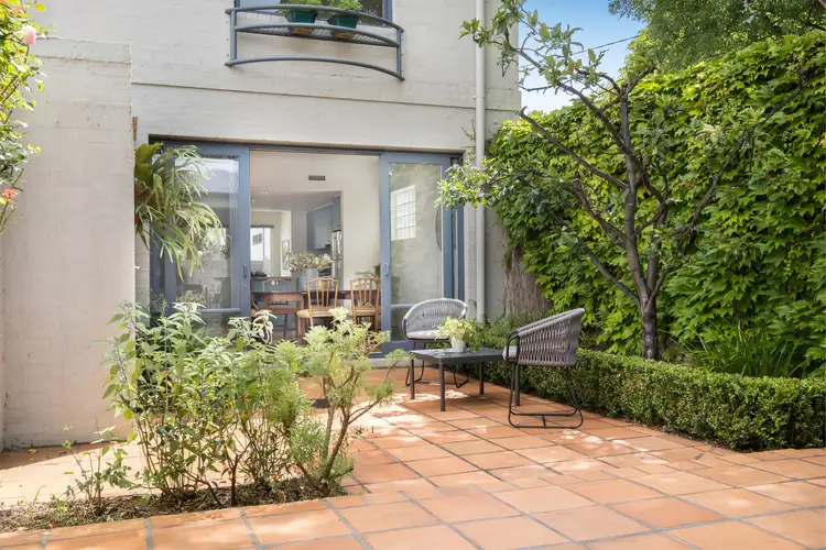 10 May Road, Toorak VIC 3142
