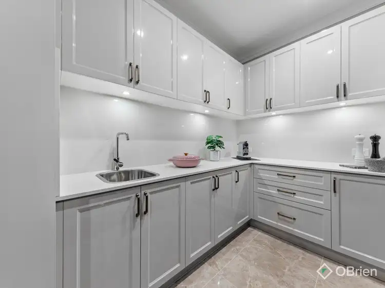 Sixth view of Homely house listing, 1 Daley Court, Beaconsfield VIC 3807