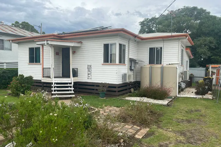 6 Jack Street, Dalby QLD 4405