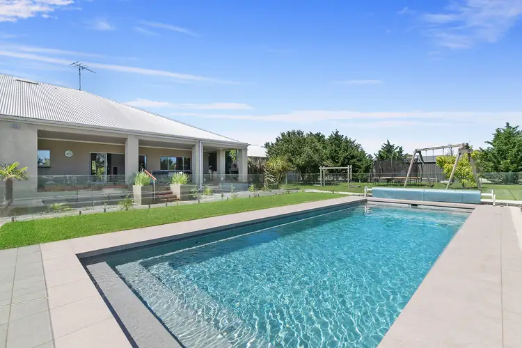44 Glenora Place, Batesford VIC 3213