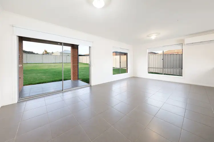 Third view of Homely house listing, 35 Kendall Drive, Hamilton Valley NSW 2641