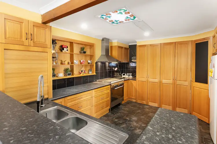 Third view of Homely house listing, 28 Sapphire Circuit, Wodonga VIC 3690