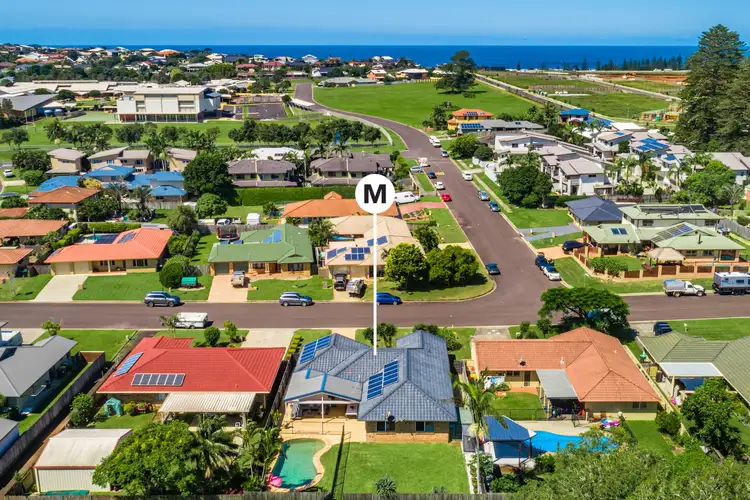 16 Carroll Avenue, Skennars Head NSW 2478