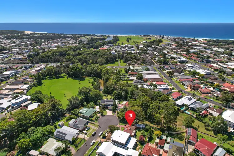 5 Colgong Crescent, Towradgi NSW 2518