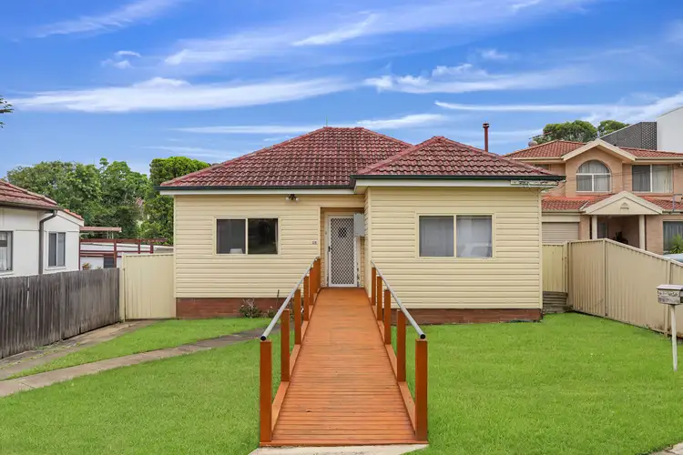12 Billabong Street, Pendle Hill NSW 2145