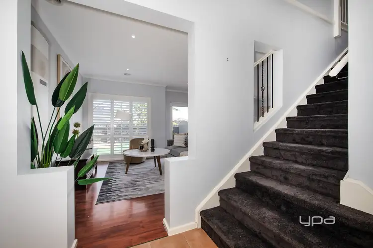 Second view of Homely house listing, 7 Amberlea Circuit, Taylors Hill VIC 3037