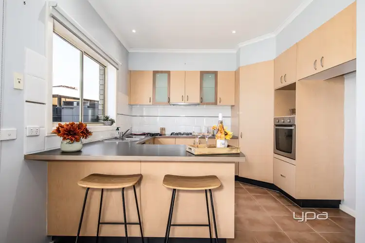 Sixth view of Homely house listing, 7 Amberlea Circuit, Taylors Hill VIC 3037