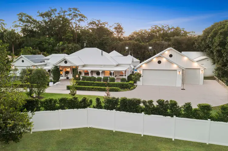 2 Shady Grove, Tanawha QLD 4556