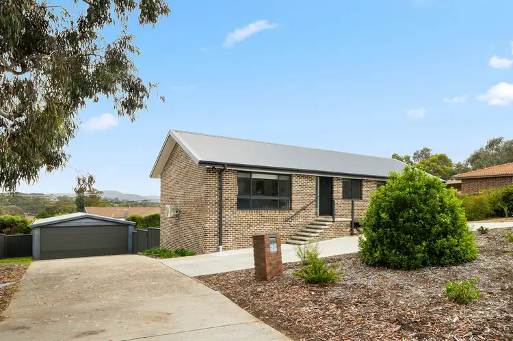 35 McTaggart Crescent, Kambah ACT 2902