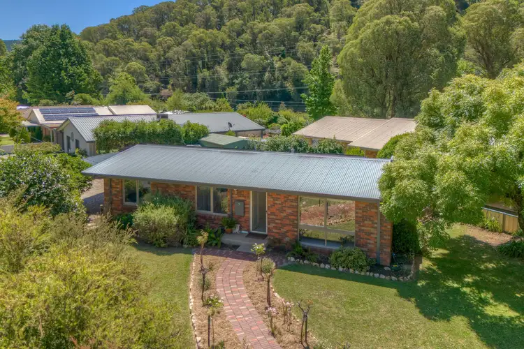 45 Hawthorn Lane, Bright VIC 3741