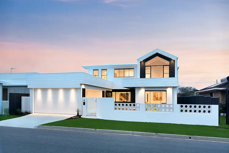 9 Sycamore Place, Palm Beach QLD 4221