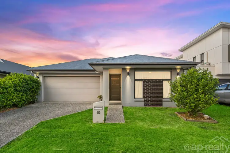 Main view of Homely house listing, 19 Splendid Close, Pallara QLD 4110