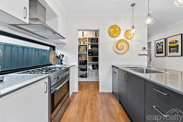 Sixth view of Homely house listing, 19 Splendid Close, Pallara QLD 4110