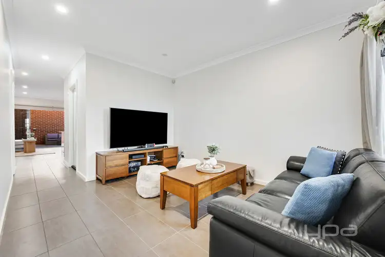 Fourth view of Homely townhouse listing, 2 Dorrington Street, Greenvale VIC 3059
