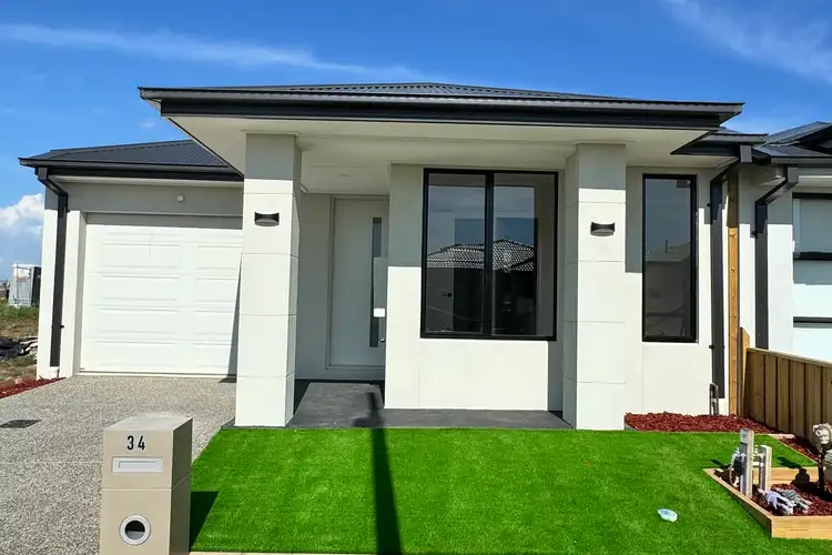 34 Social Street, Tarneit VIC 3029