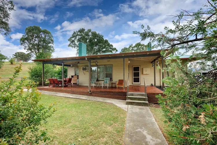 25 Tallangatta Creek Road, Tallangatta Valley VIC 3701