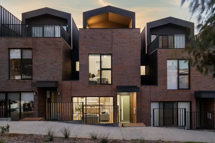 25 Lewis Walk, Woodforde SA 5072