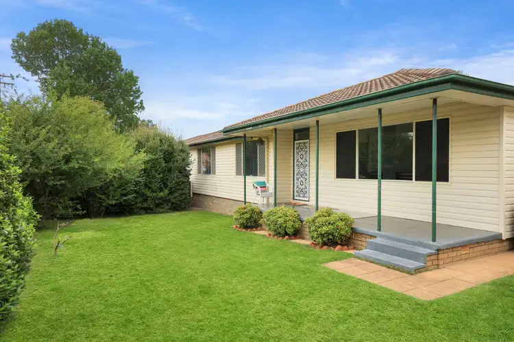 16 Castlereagh Street, Tahmoor NSW 2573
