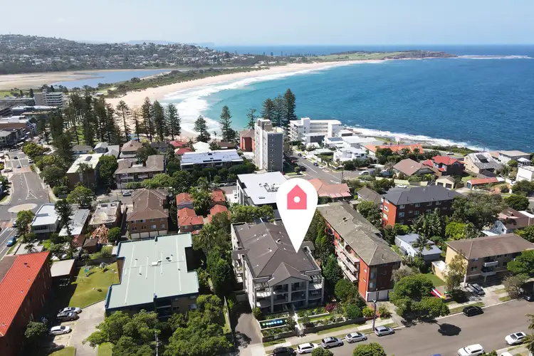 Second view of Homely apartment listing, 3/34-38 Boronia Street, Dee Why NSW 2099