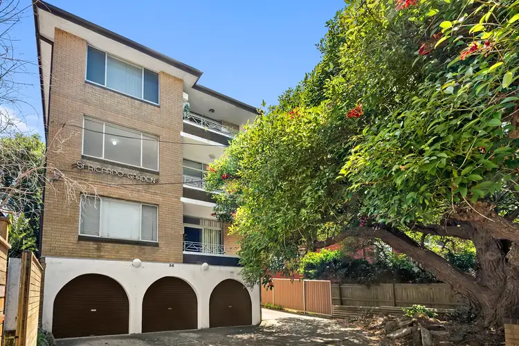 2/56 Grosvenor Crescent, Summer Hill NSW 2130