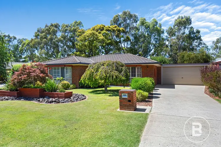 25 Wingoon Drive, California Gully VIC 3556