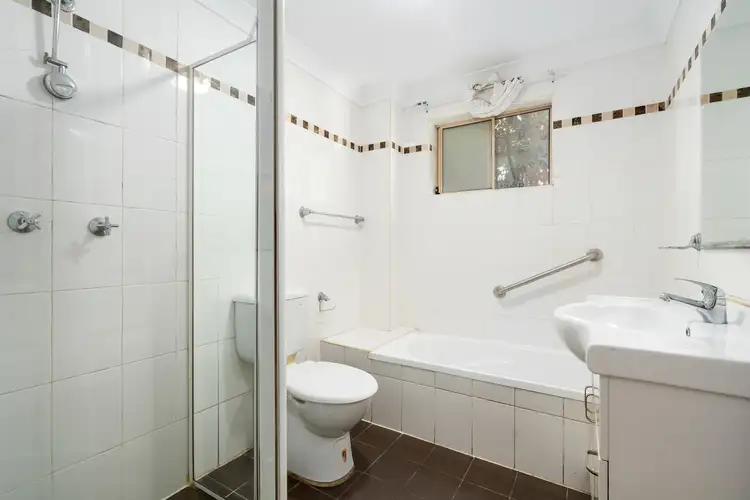 Fifth view of Homely unit listing, 2/6-8 Hargrave Road, Auburn NSW 2144