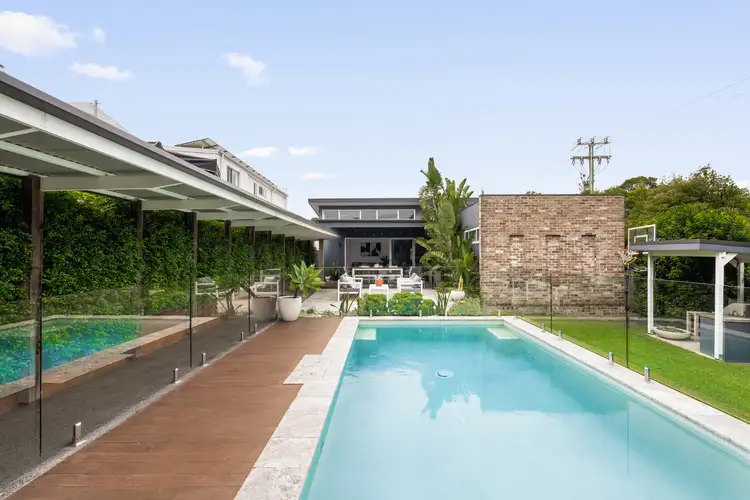 46 Woodlawn Avenue, Mangerton NSW 2500