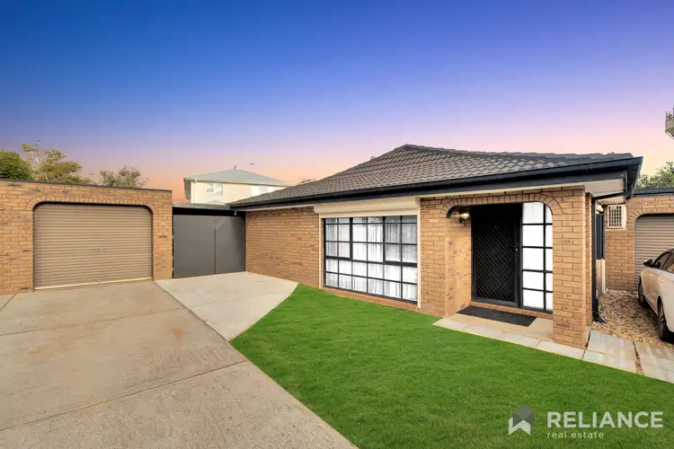 8/23-25 Finch Road, Werribee South VIC 3030