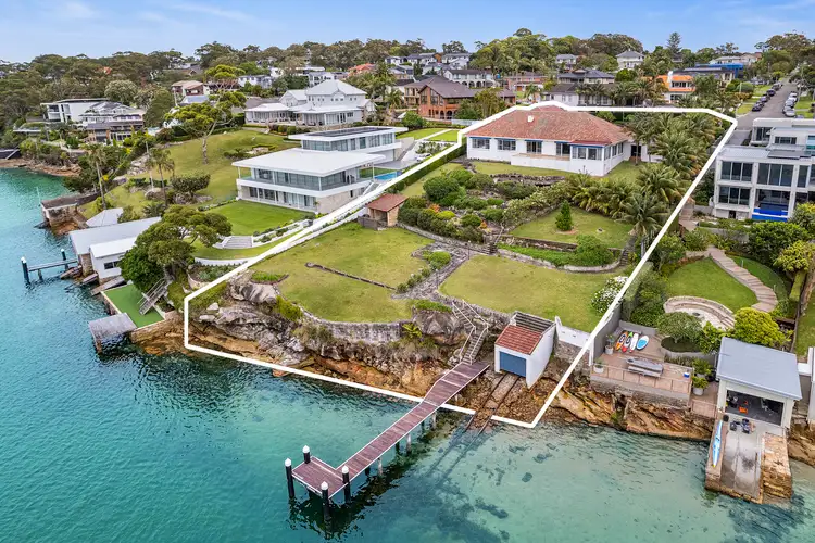 2 Binaville Avenue, Burraneer NSW 2230