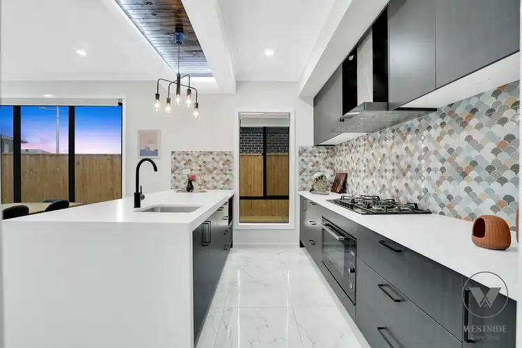 11 Bull Road, Tarneit VIC 3029