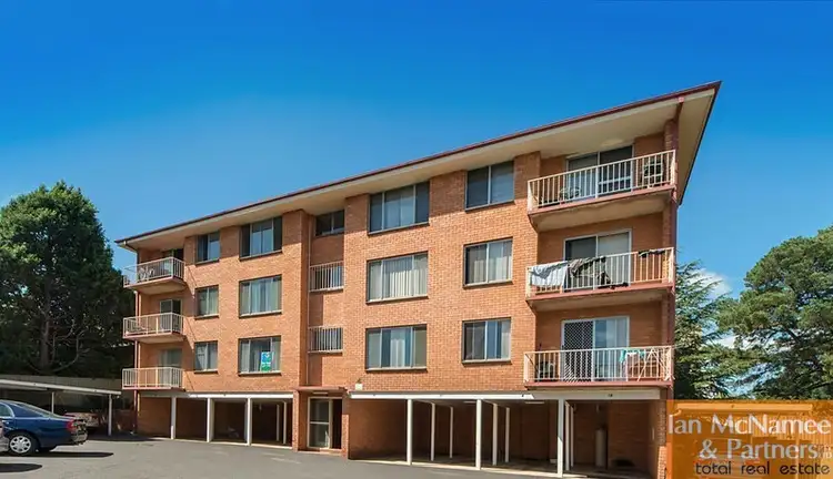 Main view of Homely unit listing, 2/4 Velacia Place, Queanbeyan NSW 2620