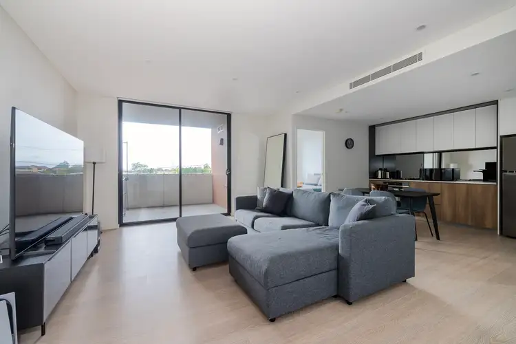 17/205 Homer Street
