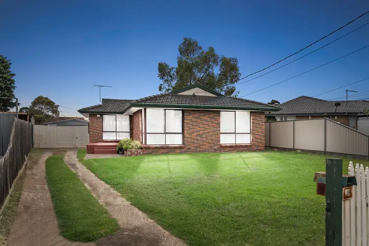 9 Francis Street, Melton South VIC 3338