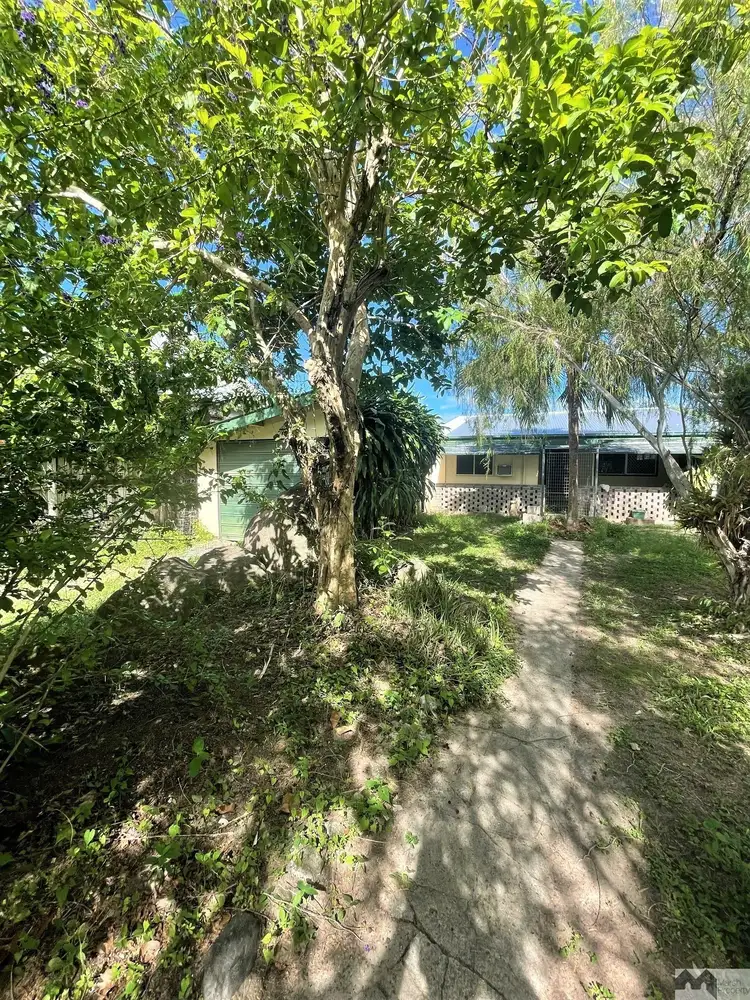 16 Christensen Street, Machans Beach QLD 4878