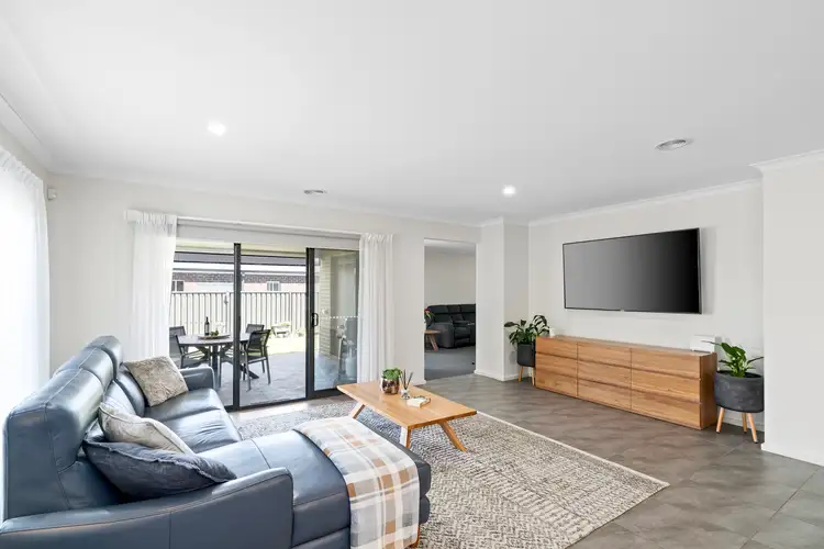 Fifth view of Homely house listing, 9 Jester Drive, Cobblebank VIC 3338