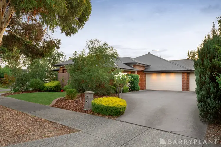 23 Woningary Crescent, Doreen VIC 3754