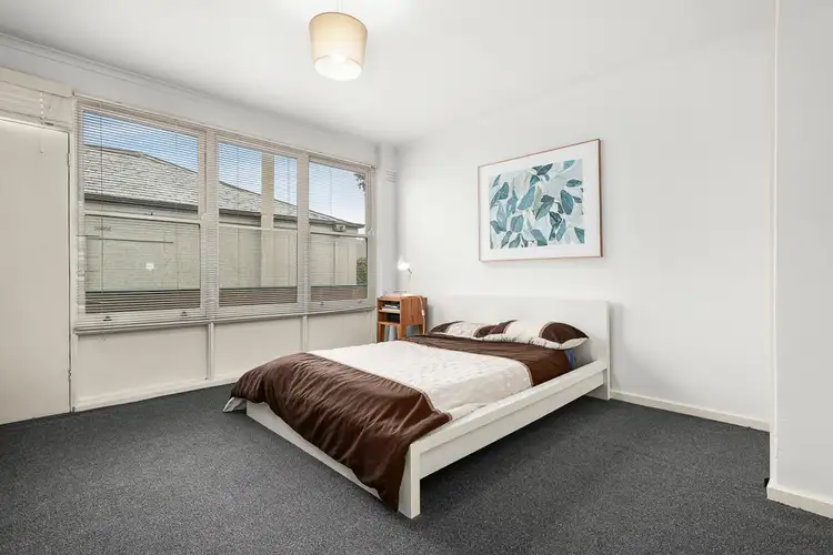 11/3 Dalgety Street, St Kilda VIC 3182