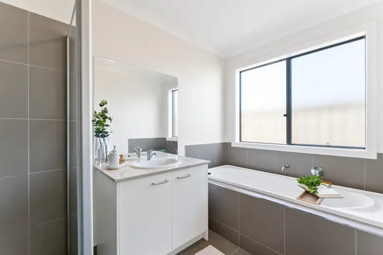 Fifth view of Homely house listing, 10 Fitzrovia Drive, Wyndham Vale VIC 3024