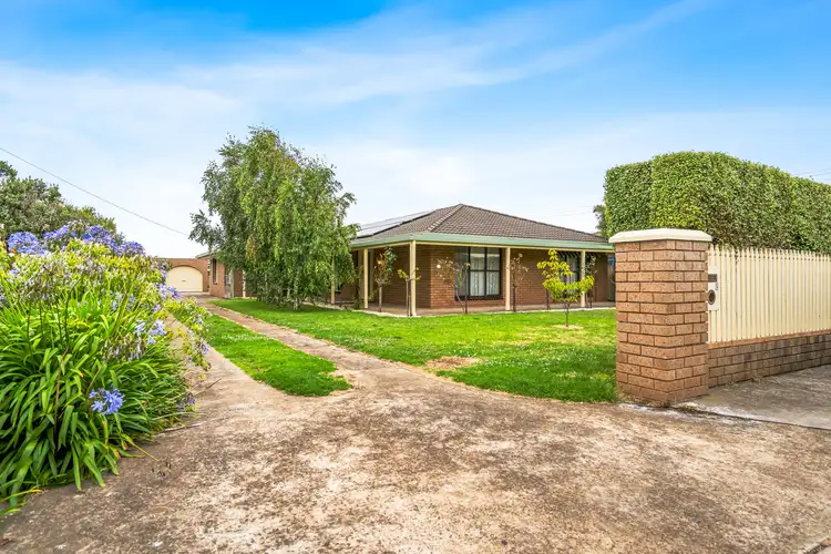 2 Spring Street Street, Koroit VIC 3282