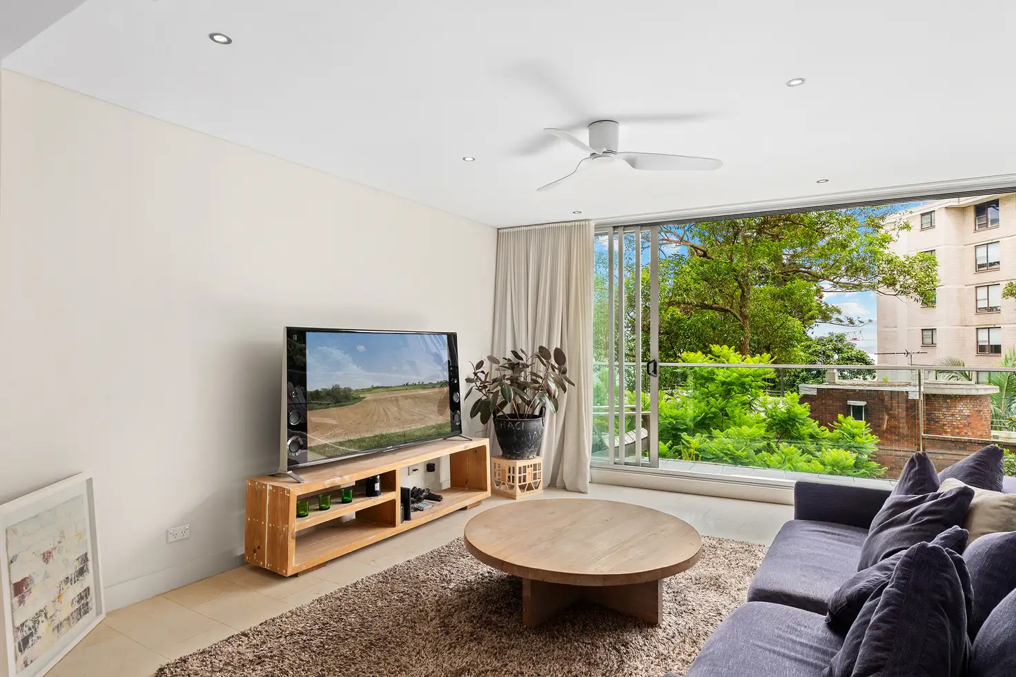 Main view of Homely apartment listing, 15/8 Greenknowe Avenue, Elizabeth Bay NSW 2011